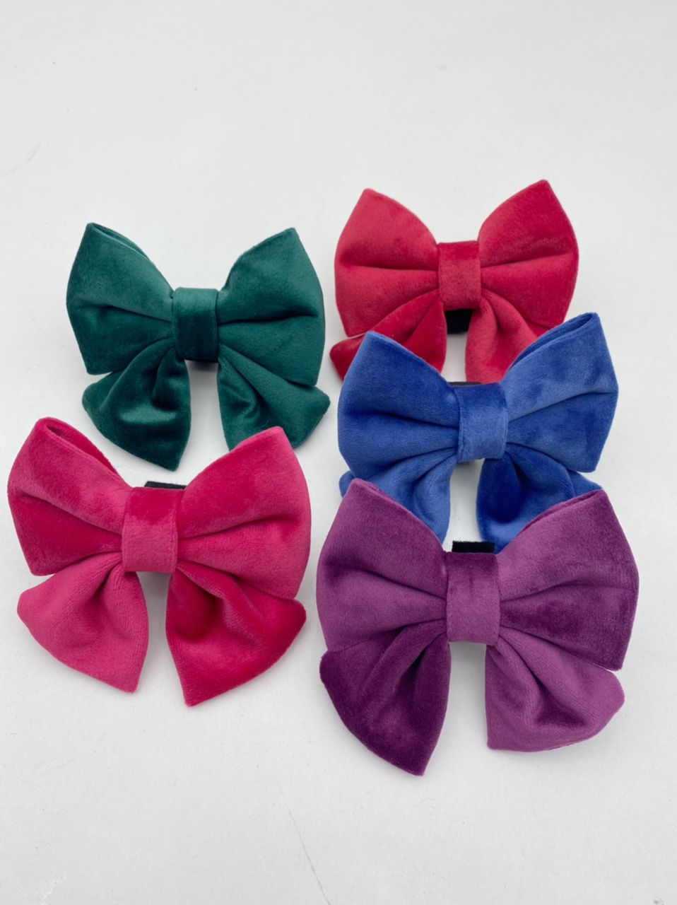 Woof Woof Pet Velvet Bowtie