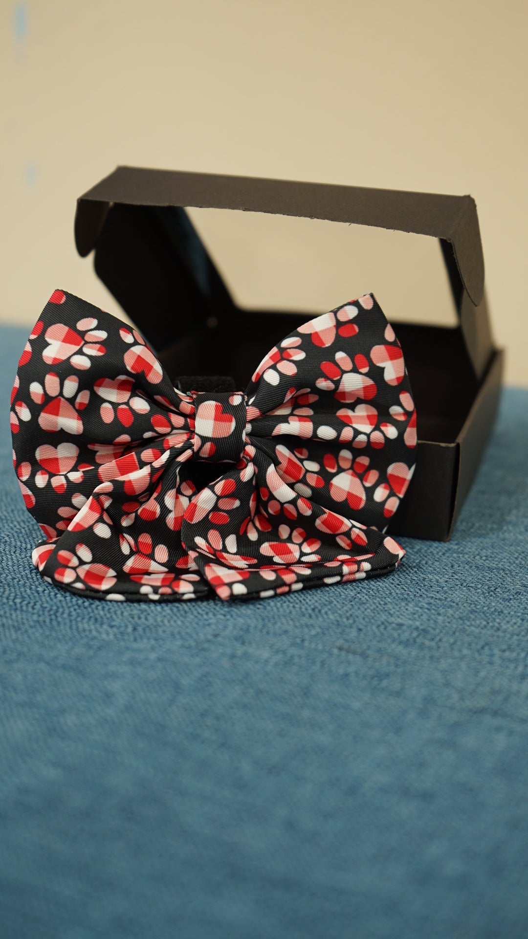 Pet Bowtie Accessories - Go Hollywood Grooming
